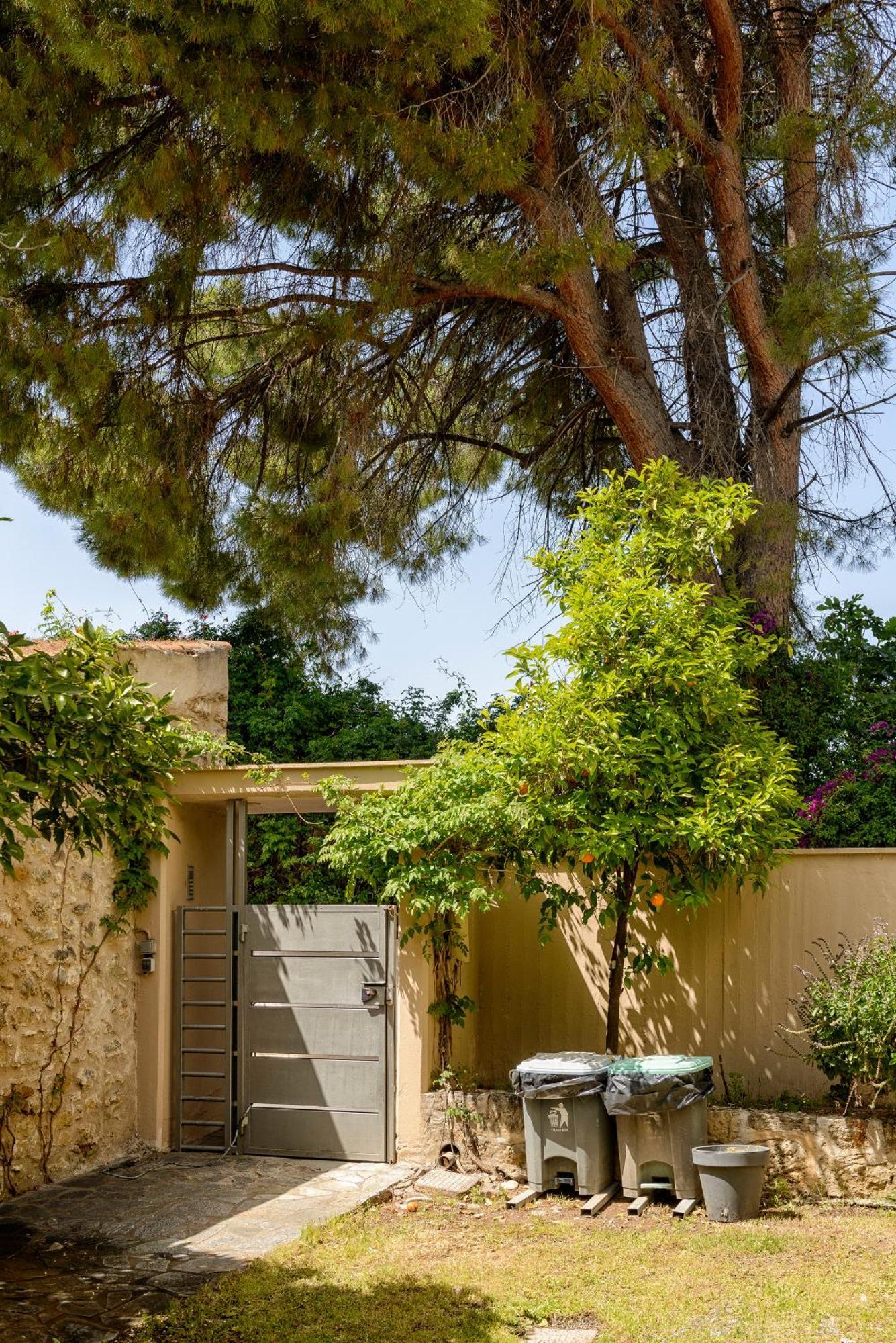 Agali 2 Maizonette Front Of The Sea Apartment Akrogiali Exterior photo